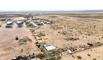 6422 Norris Rd, Carlsbad, NM 88220