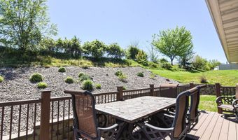 6042 Seven Springs Dr, Asbury, IA 52002