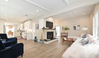 17 Central Ave, Amityville, NY 11701