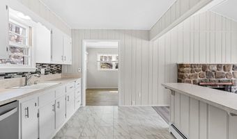 67 Breakneck Rd, Alloway, NJ 07422