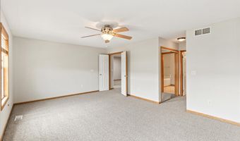 3906 NE Rosewood Ln 3906, Ankeny, IA 50021
