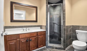 9209 VENDOME Dr, Bethesda, MD 20817