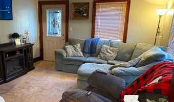 608 E North St, Algona, IA 50511