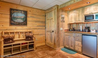 90 ELK Dr, Bondurant, WY 82922