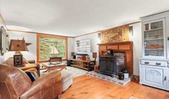 47 Hollow Tree Ridge Rd, Darien, CT 06820