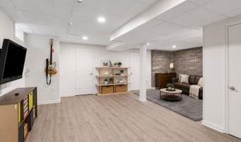 36 E Lincoln Ave, Atlantic Highlands, NJ 07716