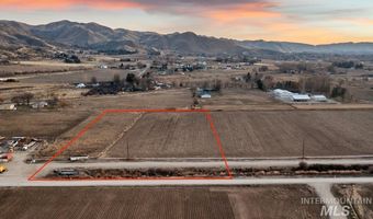 3700 Lexington Ln, Emmett, ID 83617