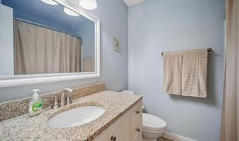 911 Mesa Verde Pl, Ames, IA 50014