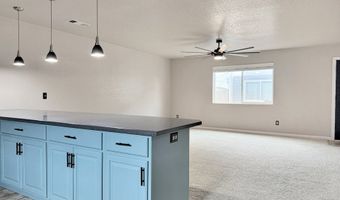 325 MATOT St B, Brookings, OR 97415