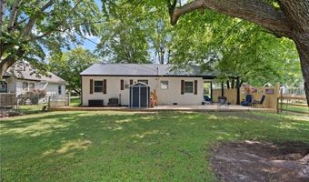 314 S 1st St, Austin, IN 47102