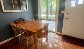 89 Woodlawn Dr, Batesville, IN 47006