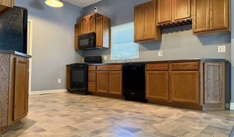 1915 7th St, Bedford, IN 47421