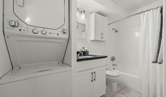 2092 Kuhio Ave 902, Honolulu, HI 96815