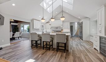 129 Loon Call Dr, Belgrade, ME 04917