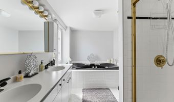 1100 Ocean Dr 208, Avalon, NJ 08202