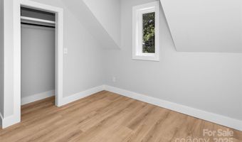 20 Rash Rd, Asheville, NC 28806
