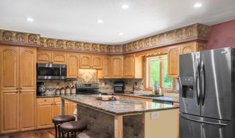 12977 Richmond Heights Dr, Aberdeen, SD 57401