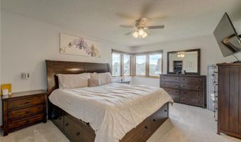 13491 Fairlawn Ct, Apple Valley, MN 55124