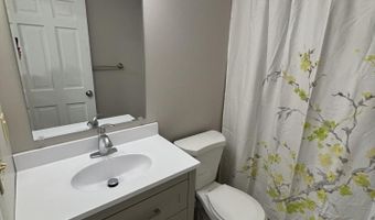 236 Sewall St, Augusta, ME 04330