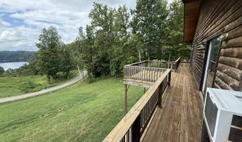 263 W Taxiway Dr, Albany, KY 42602