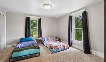 512 N D St, Albia, IA 52531