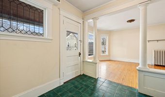 284 French St, Bangor, ME 04401
