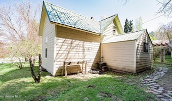 6962 Oak St, Bonners Ferry, ID 83805