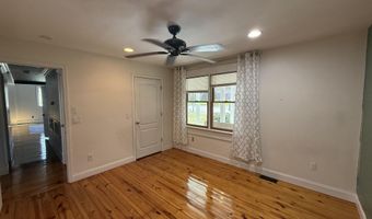 605 Farrelly Ave, Bayville, NJ 08721