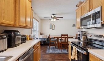 3057 Cutters Grove Ave, Anoka, MN 55303