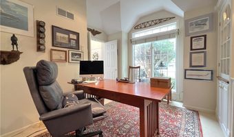 39 Wickendon Ct, Amherst, NY 14221