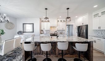 4839 Luxor Dr, Ammon, ID 83401