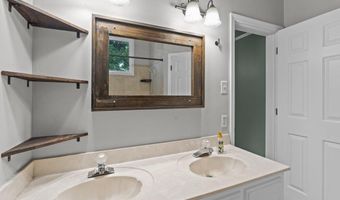8067 SARA JANE Ln, Bartlett, TN 38133