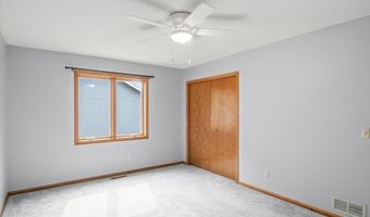 14806 Hallmark Dr, Apple Valley, MN 55124