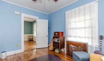 71 Clarence St, Cranston, RI 02910