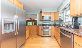275 Highlake Ave, Ann Arbor, MI 48103