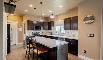 3060 S Chartwell Gdns, Ammon, ID 83406