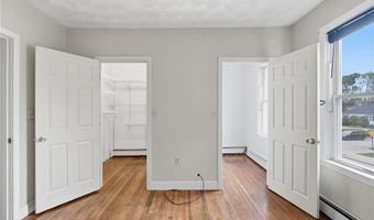 105 Park Ave, Cranston, RI 02905