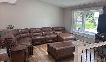 23 Granite St, Johnston, RI 02919