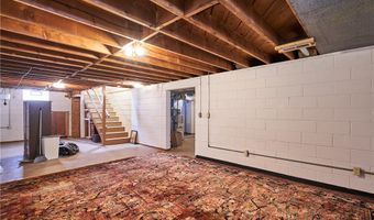 2620 Mogadore Rd, Akron, OH 44312