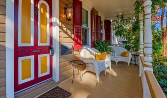 120 CHESAPEAKE Ave, Annapolis, MD 21403