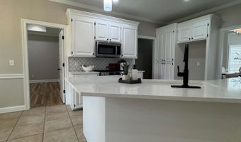 409 Brighton Ct, Brandon, MS 39047