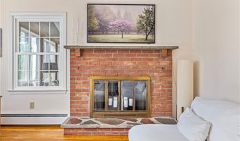 35 Hallville Rd, Exeter, RI 02822