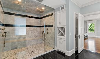 32 Lorraine St, Barrington, RI 02806