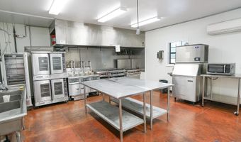 2180 Section Line Rd, Albertville, AL 35950