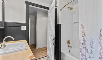 695 Brewster St, Coventry, CT 06238