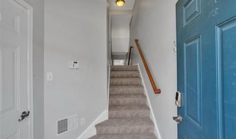 284 Broadstone Dr, Adams Twp., PA 16046