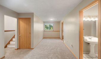 14566 Kerry St NW, Andover, MN 55304