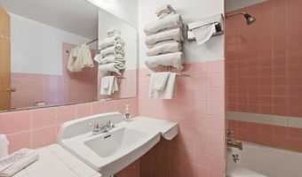 101 N Park Ave, Broadus, MT 59317