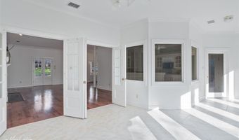 4936 Old Oak Dr, Benton, LA 71006