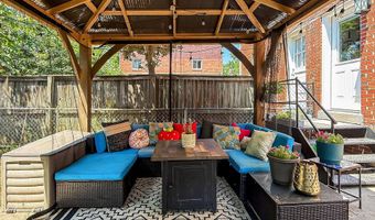 1804 N CLIFF St, Alexandria, VA 22301